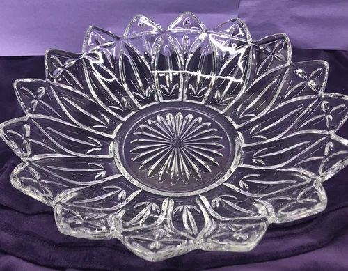 Federal Large Glass Clear Petal Flower Serving Bowl 10" Vintage~ Gorgeous