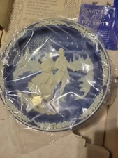 Bradex Decorator Plate Sculpt. Lapis Blue Skaters at Twilight Christmas Cameos 
