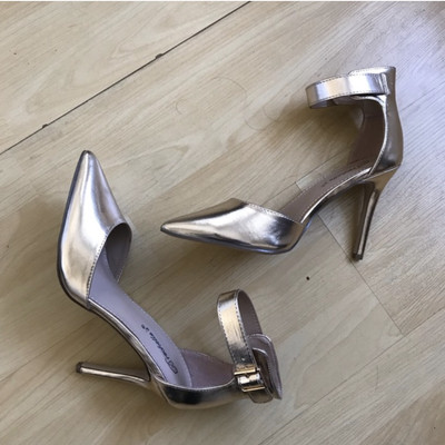 rose gold pointed heels