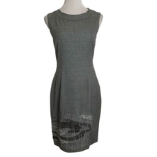 Elie Tahari Gray Woman’s Sheath Sleeveless Lined Applique On Bottom Skirt Sz 0 P