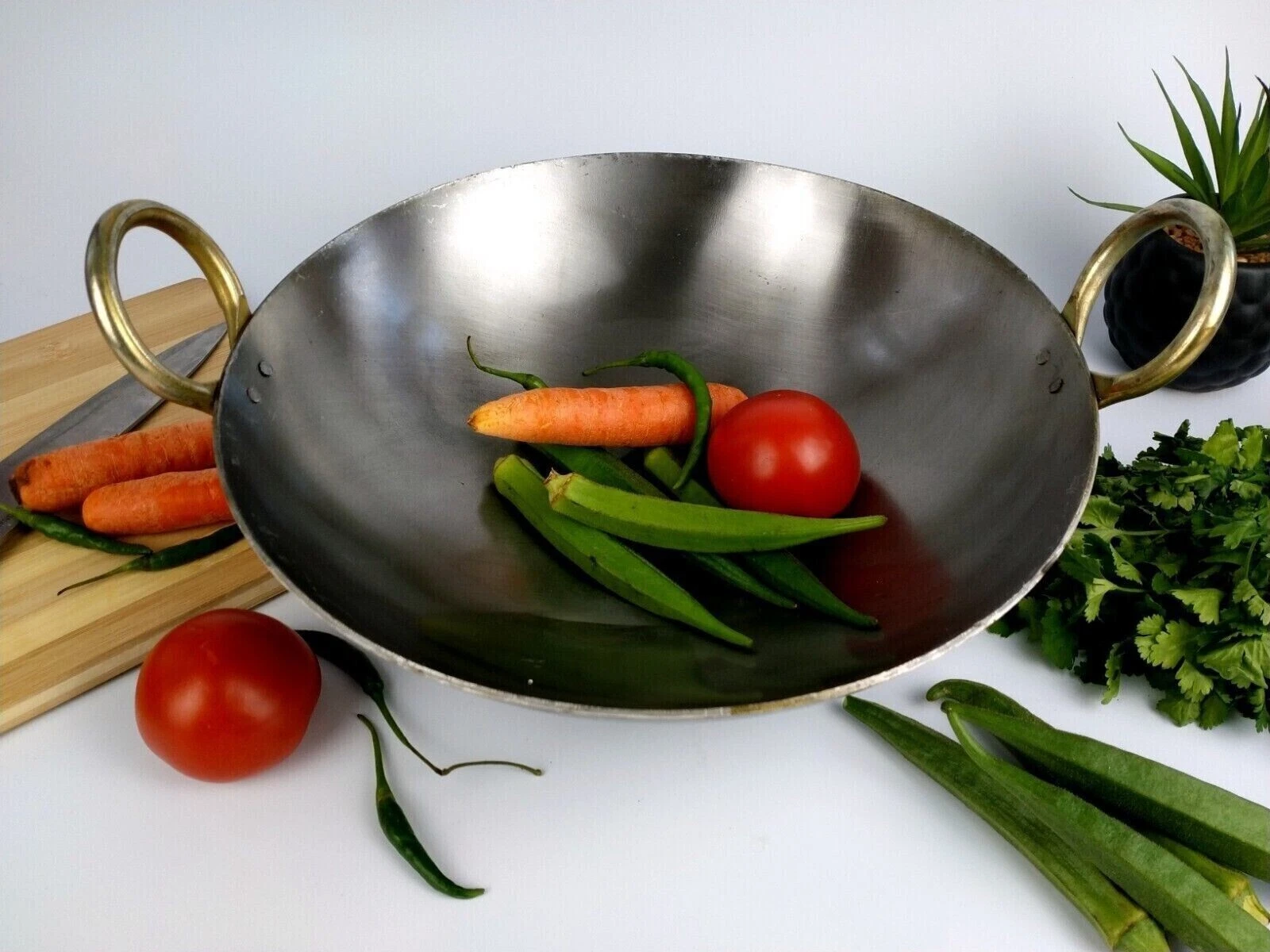 12'' Inch Heavy Duty Iron Karahi Kadai Wok Balti Dish With Handles Round Base
Opens in a new window