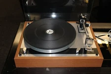 THORENS TD 145 Manual Belt-Drive Turntable
