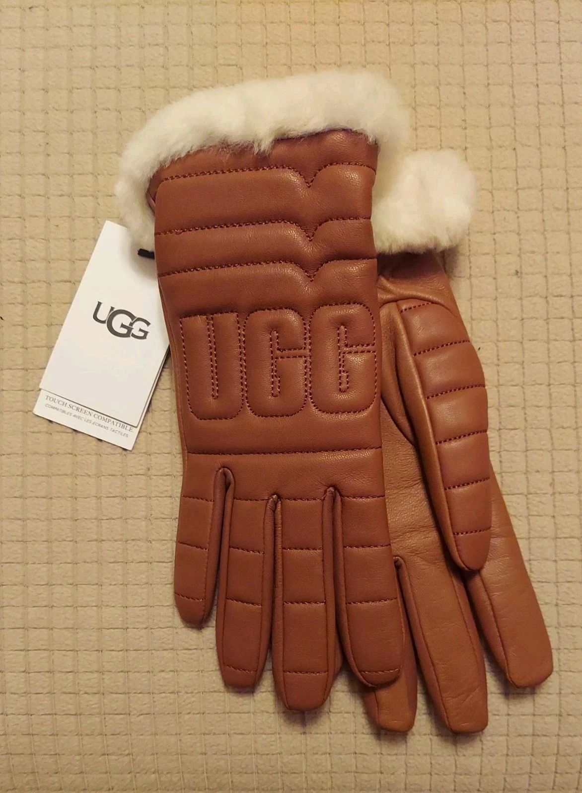 UGG Leather Quilted Tech Gloves Chestnut Brown, Women’s Size Small, Logo