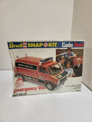 #ad Revell Snap Kit Code Red Emergency Van 1:32 Scale Model Kit 6029 $58.95