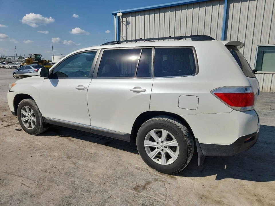 Chassis ECM Brake Power Supply Trunk Fits 07-17 LEXUS LS460 1891607 Foto 2 de 4