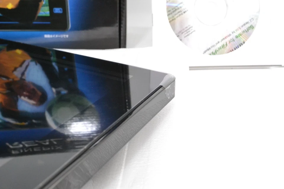 Fujifilm FinePix REAL 3D V1 Digital Viewer 3D LCD Display for W1/W3 Brand New - Image 2 of 4