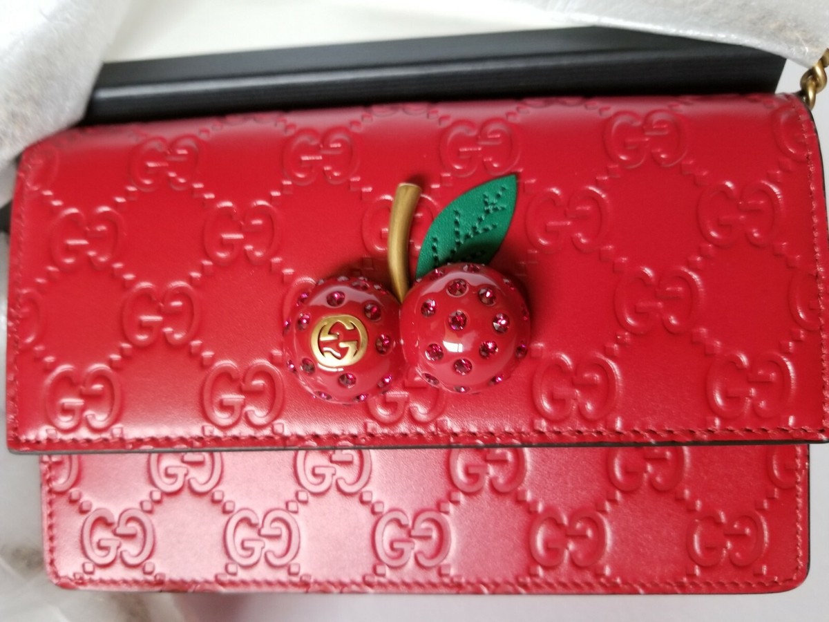 ✨上美品✨☘️GUCCI☘️✨ポーチ✨GG柄✨キャンバスレザー✨ハート✨リボン✨ New Auth GUCCI Leather GG Crystal Cherry Chain Wallet Shoulder