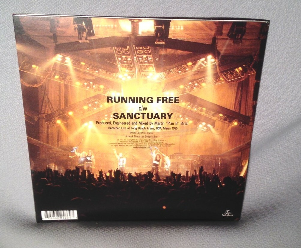 アイアン・メイデン　Running Free / Sanctuary　限定 7” Iron Maiden - Running Free / Sanctuary - Amazon.com Music