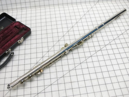 Armstrong 104 Basic Student Flute - Picture 12 of 15