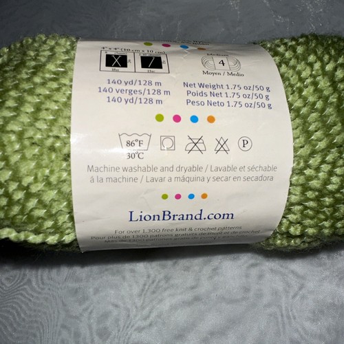 Lion Brand Cupcake Acrylic Yarn 140 yard 1.75 oz Pistachio Green Dye Lot # 62894 - Picture 6 of 9