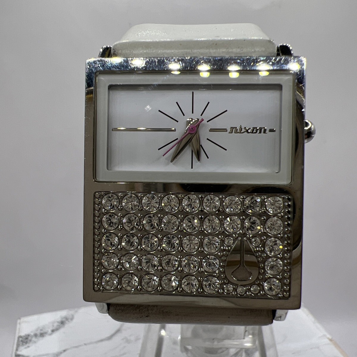 Rare Nixon Women's Watch Max and Relax The Chalet Leather White