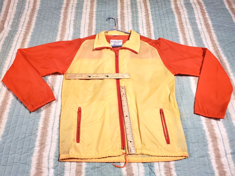 Vintage Sears women's windbreaker Size SMALL 100% Nylon 1970's Orange Yellow !!!