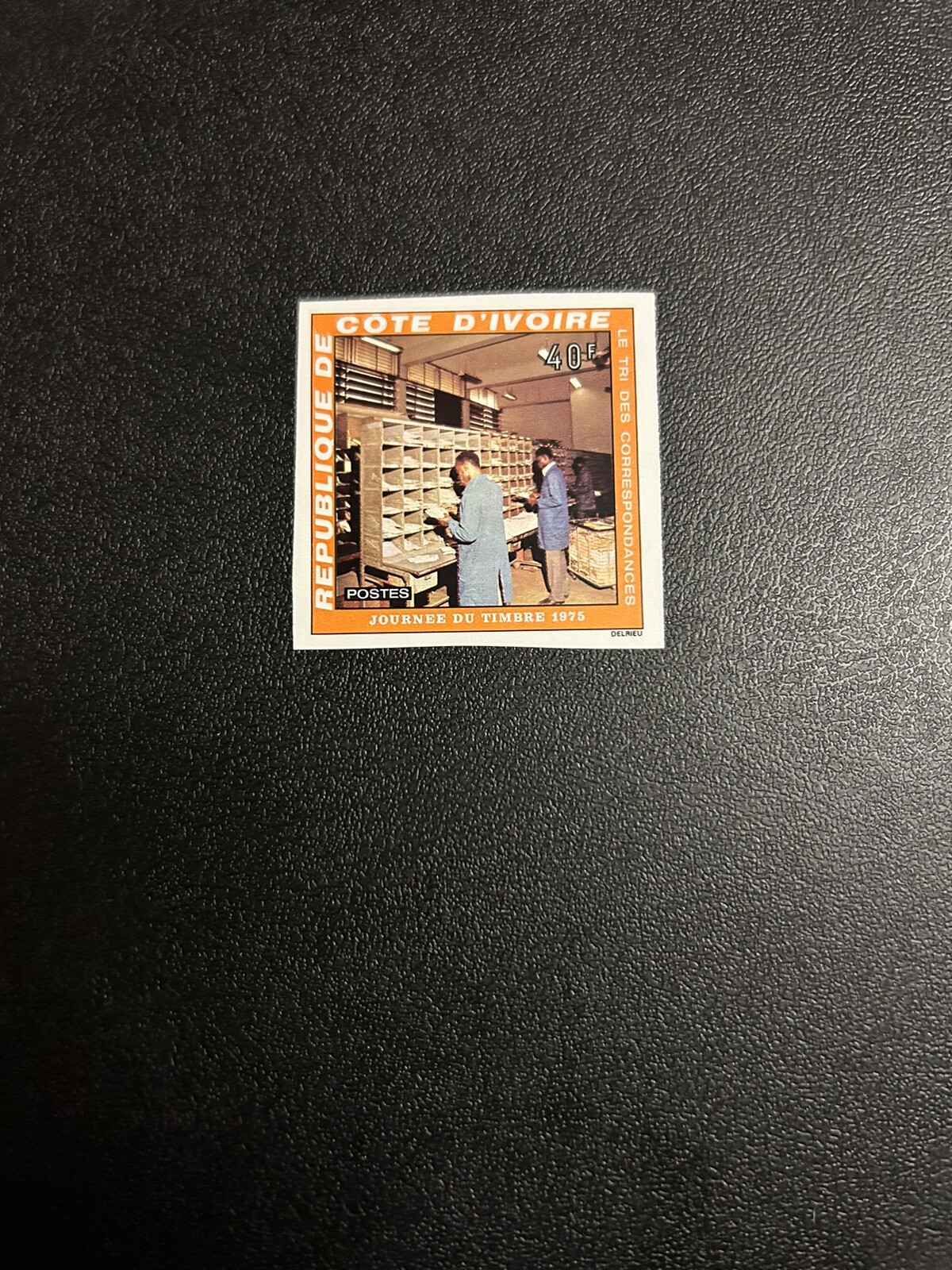Picture 1 of 2