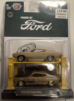 M2 Machines Auto Lift Release 24 1970 Ford Torino Cobra  2 Pack CHASE