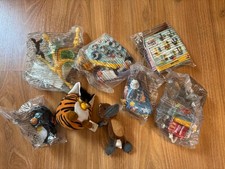McDonald&rsquo;s Happy Meal Spielzeuge Konvolut &ndash; Peanuts, Wicky, DreamWorks, Furby