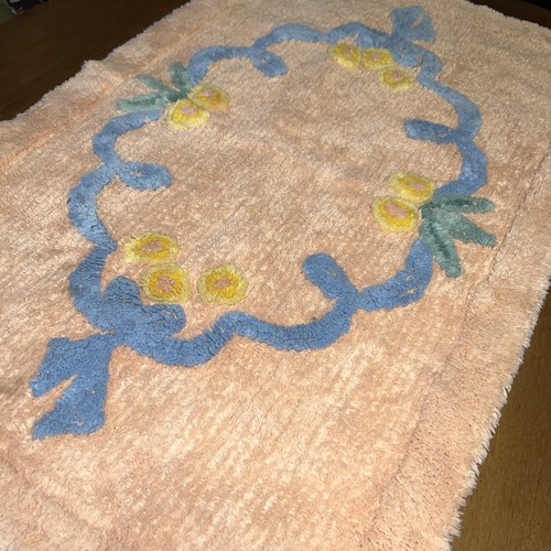 VTG 60s 70s Peach Pink Chenille Bath Rug 25x38 Floral Blue Bows Retro