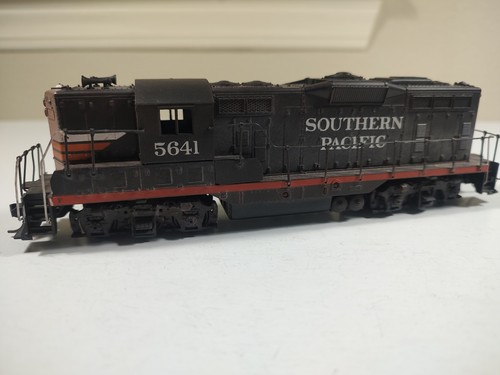 Athearn escala HO Southern Pacific GP9 Black Widow #5641, sin probar, ¡caja no original! | Zustand: Used
