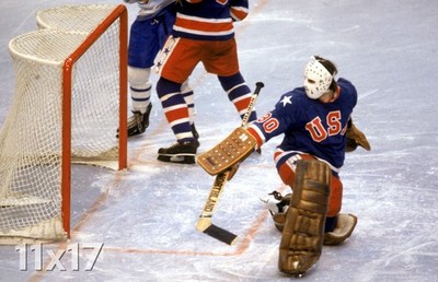 1980 JIM CRAIG 11x17 Olympic Hockey Photo Picture Gold Medal Game vs Finland J12