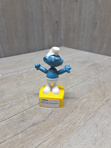 Vintage Helm SMURF STRING PUPPET Push Button British Patent made in Hong Kong VG - Picture 1 of 6