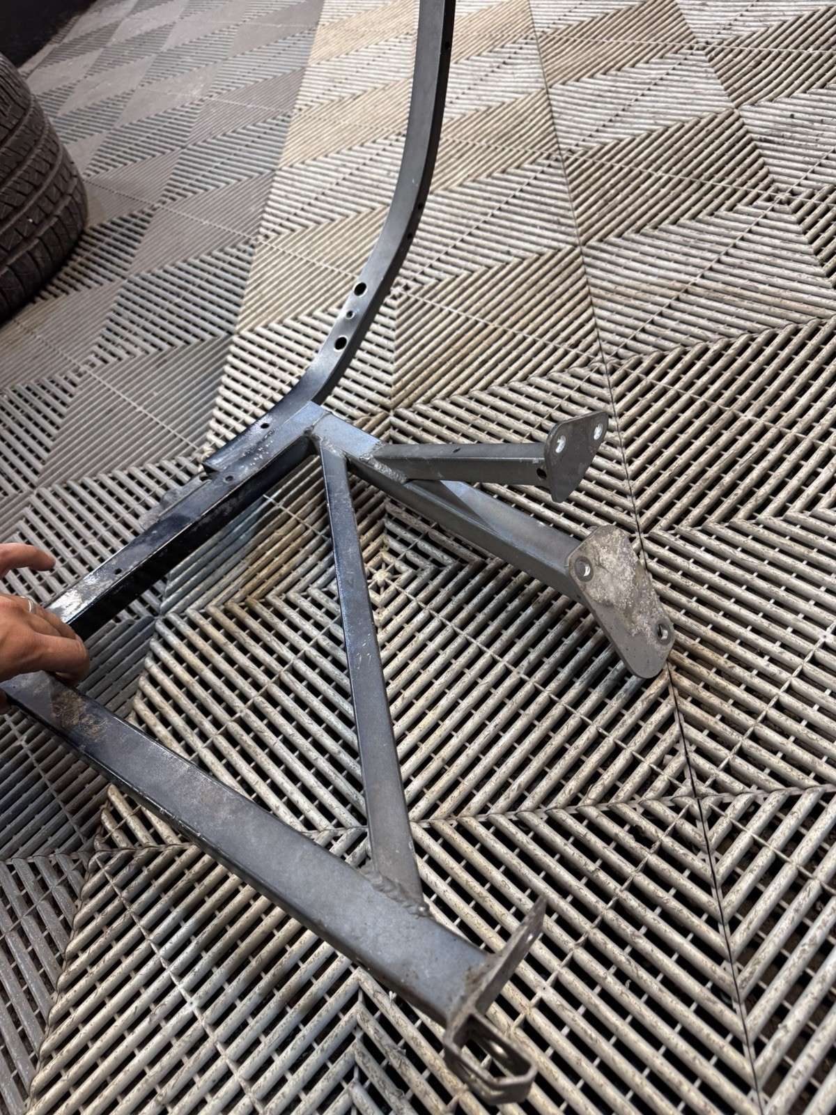Audi R8 2010-2015 Left Radiator support