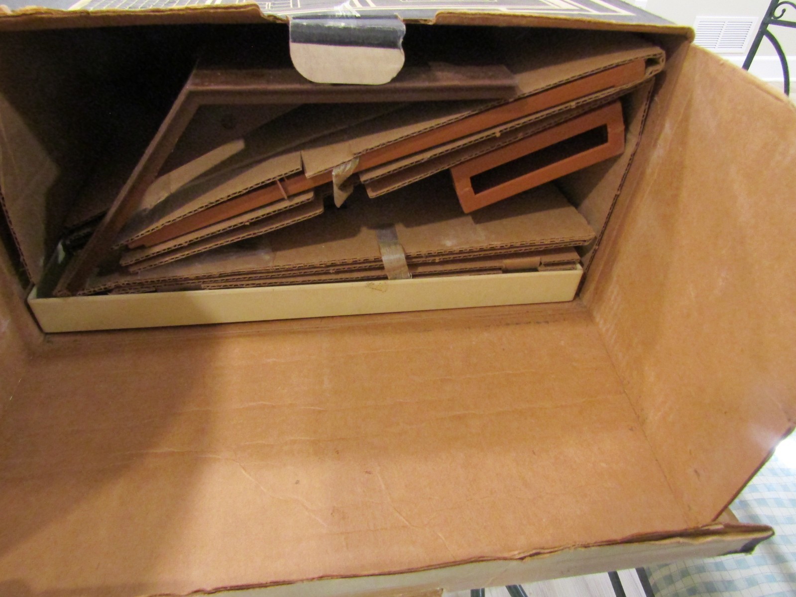 Tomy Smaller Homes Dollhouse House MId-Century Modern (MCM) New in Box