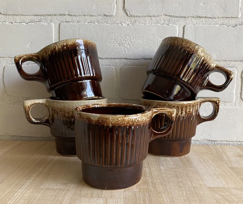 Set Of 5 Vintage Monmouth Pottery Stoneware Coffee Mugs MCM Brown Maple Leaf USA