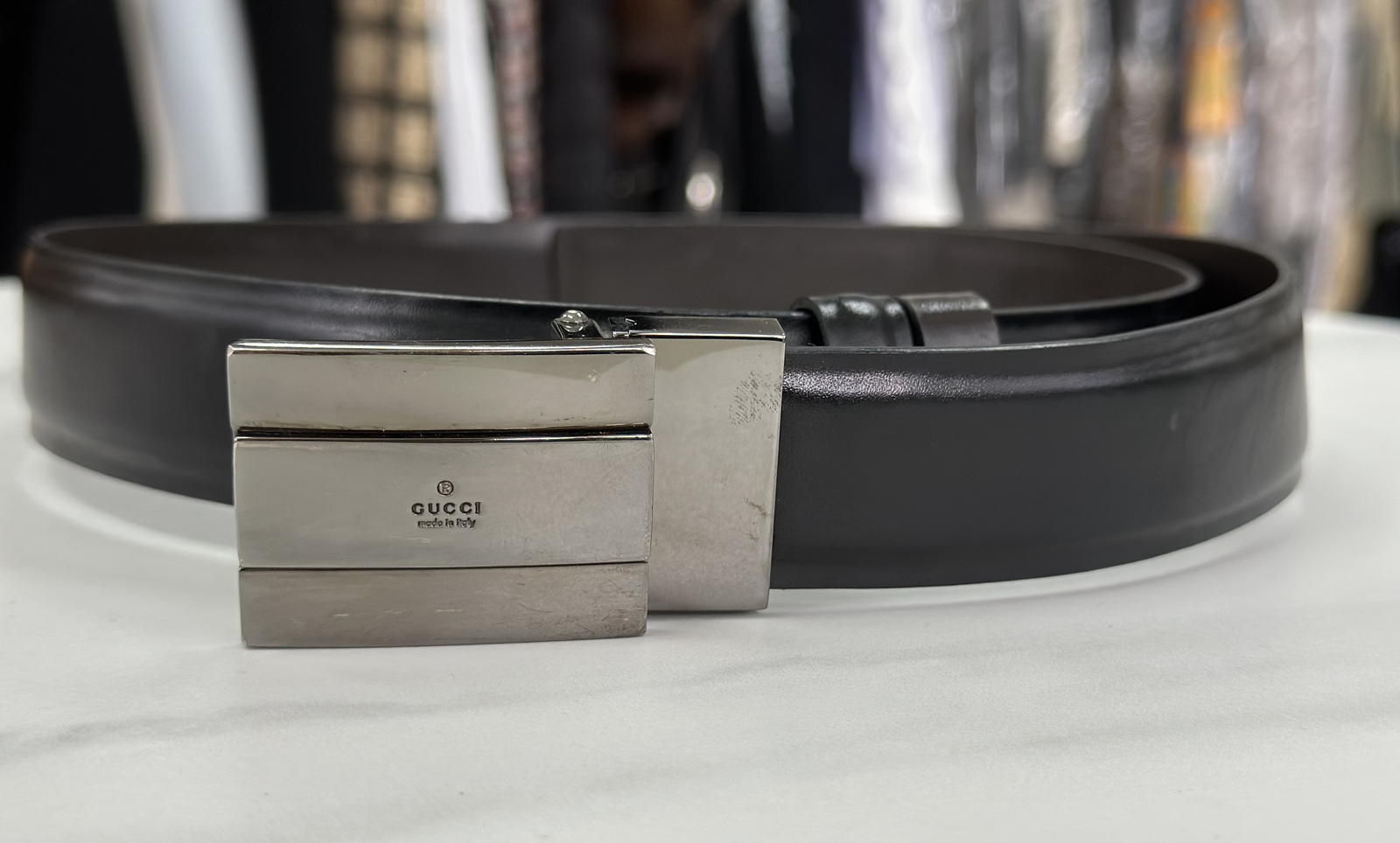 LW1 Gucci Black Brown Reversible Buckle Belt 100cm