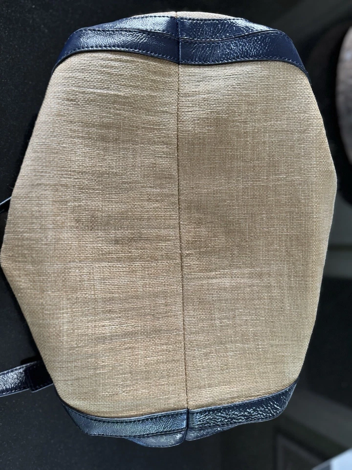 Bolso grande Talbots tejido tostado con detalles en azul marino ¡EXCELENTE ESTADO USADO! Foto 3 de 4