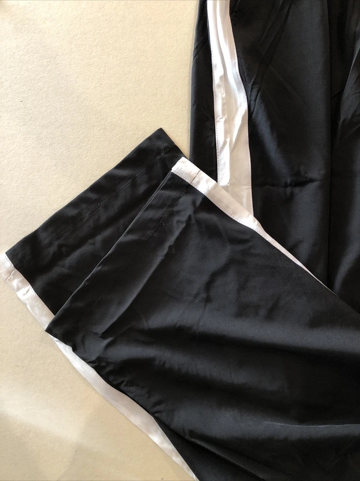 Scrubletics Scrubs Black White Strip Size 2X - Image 4 of 4