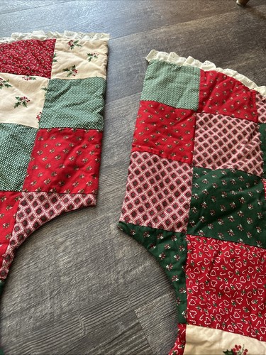 Vintage Patchwork Quilted Christmas Tree Skirt Red and Green Lace Trim 43” - Picture 5 of 7