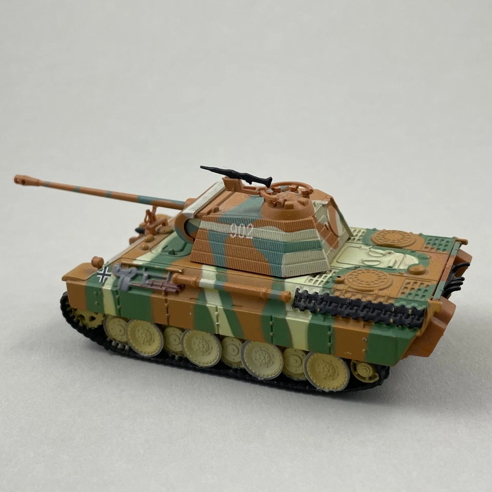 German Diecast Tank Pz.Kpfw. V Panther Ausf. G Altaya 1/72 Scale, World War II - Image 3 of 4
