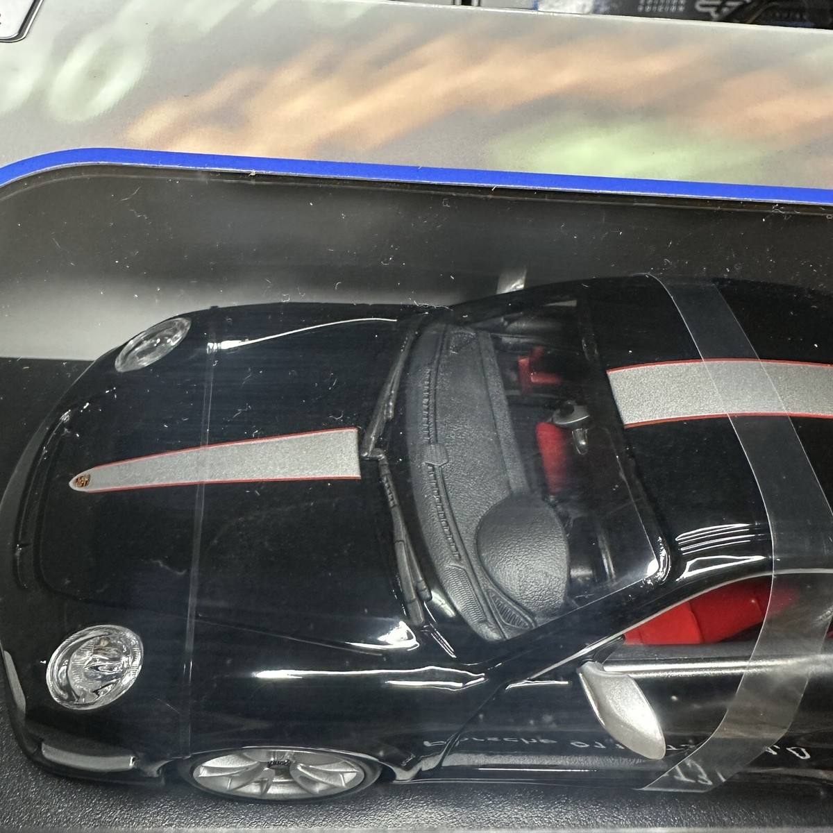 New Maisto 1:18 Diecast Special Edition Porsche 911 GT3 RS 4.0