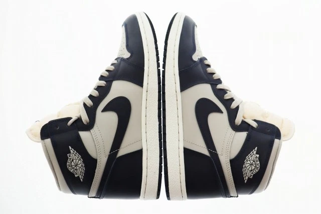 Nike Air Jordan 1 High OG Georgetown 28cm US10 Sneakers Used - Image 3 of 4