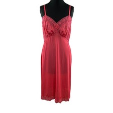 VINTAGE Vanity Fair Pink Slip Dress Strap V-Neck Embroidered Floral Lace Size 38