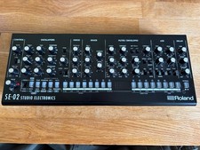 Roland Boutique - SE-02 - analog synthesizer