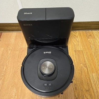 Shark Matrix Self-Emptying Robot Vacuum RV2320 Lidar Mapping Wi-Fi MultiSurface