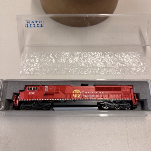 KATO N escala 9152 CP Golden Beaver 176-5617 NUEVO en caja ¡Como nuevo! sd90/43MAC | Condition: New