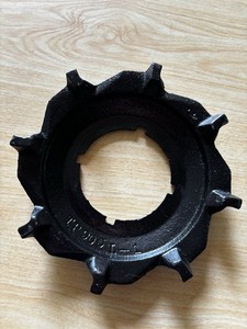 COVINGTON 8 Cell Planting Plate TP 905 R1