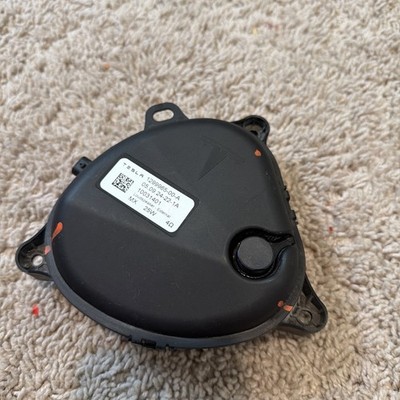 2025 TESLA MODEL 3 PEDESTRAIN WARNING SPEAKER 1299965-00-A OEM