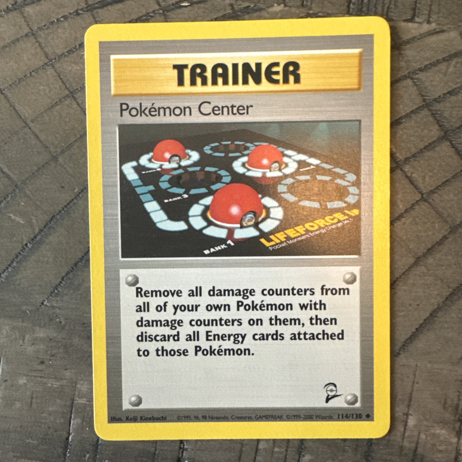 2000 Pokemon TCG Vintage Base Set 2 Pokémon Center Trainer 114/130