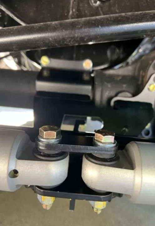 Amortiguadores estabilizadores de dirección dobles ReadyLIFT para Ford F250 F350 2011-2024 4x4 6,7 L Foto 4 de 4