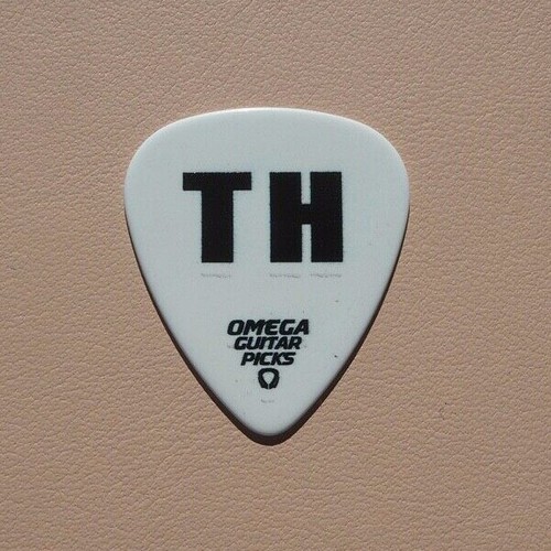 Alice Cooper / Hollywood Vampires RARE Tommy Henriksen TH vicious Guitar pick - Picture 2 of 2