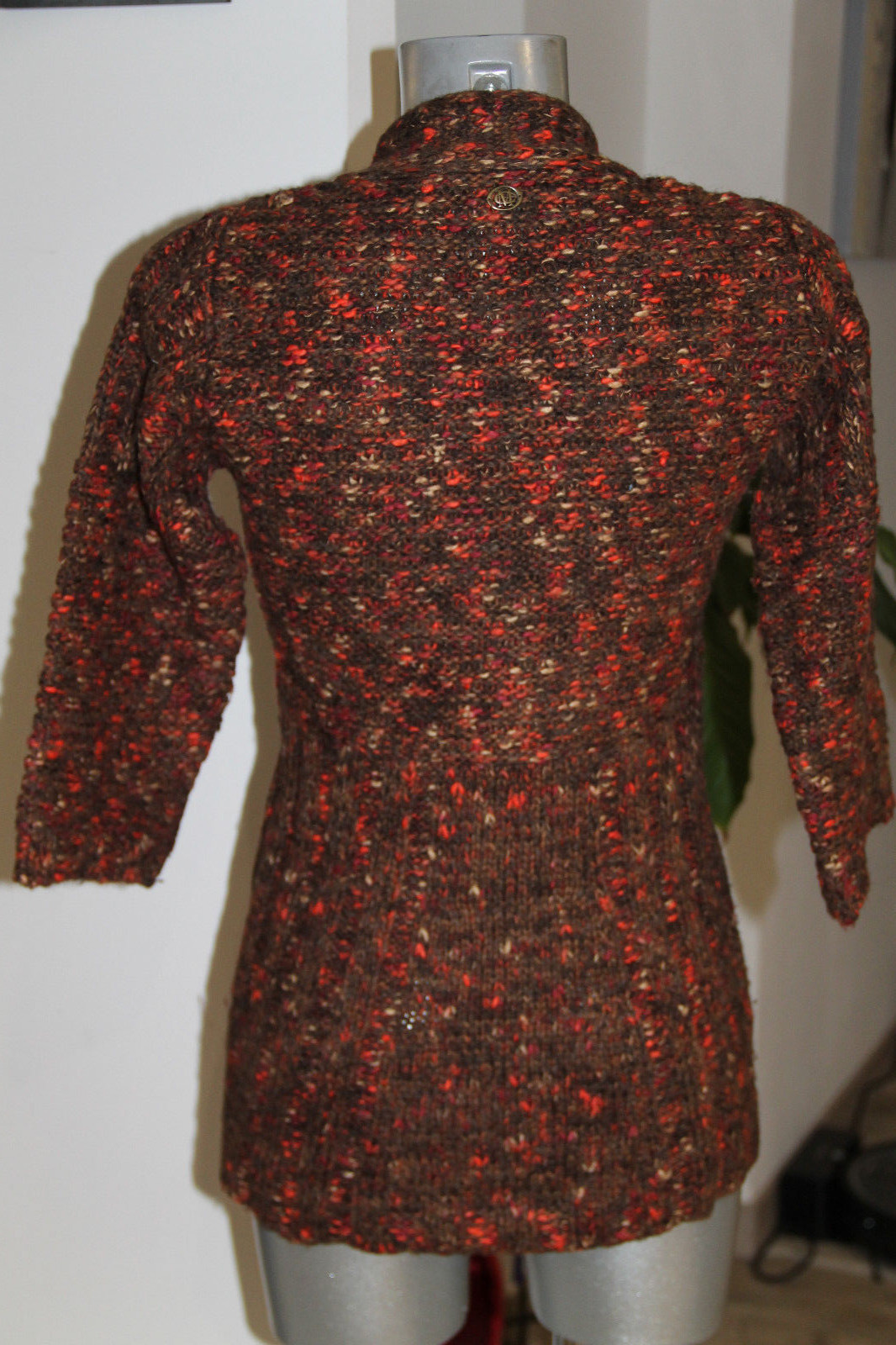 Pretty V-Neck Sleeves 3/4 Marlboro classics SIZE XS IN Mint image 3