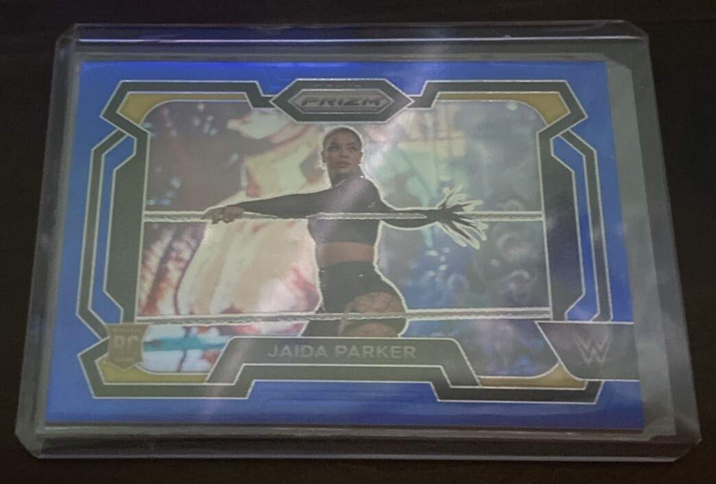 2024 Panini Prizm WWE #2 Blue Jaida Parker RC 140/199 plus Base Card