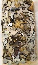 Lot of Misc Cut Keys 3 LBS 11 Oz House, Car, Misc, Many Types Crafts