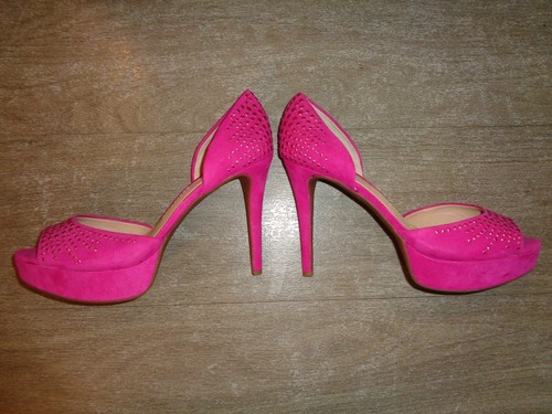 GIANNI BINI PINK SUEDE OPEN TOE HEELS SIZE: 9.5 M - Picture 6 of 8