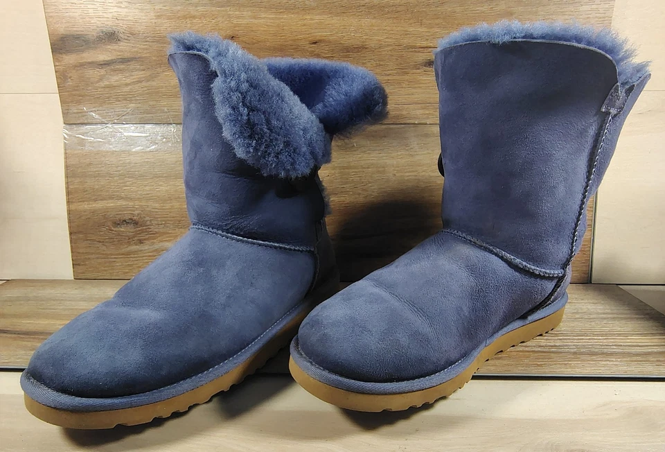 UGG Of Australia, Little Wear, В Хорошей Форме Для Б/у Обуви. Размер 9 США - Изображение 3 из 4