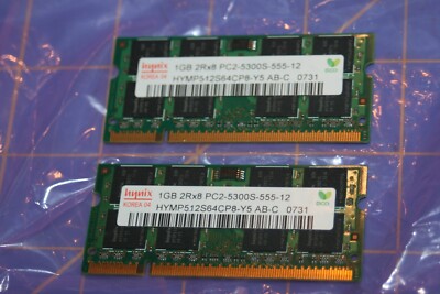 Barrette Mémoire RAM Hynix 1GB PC2-4200S - Réf. HYMP512S64CP8-C4 - Testée Fonctionnelle - Occasion
