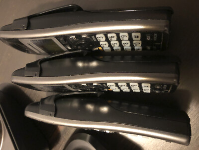 Panasonic KX-TG9333T DECT 6.0 Cordless Phone System - 3 Handsets, Digital Answering Machine, Expandable To 6