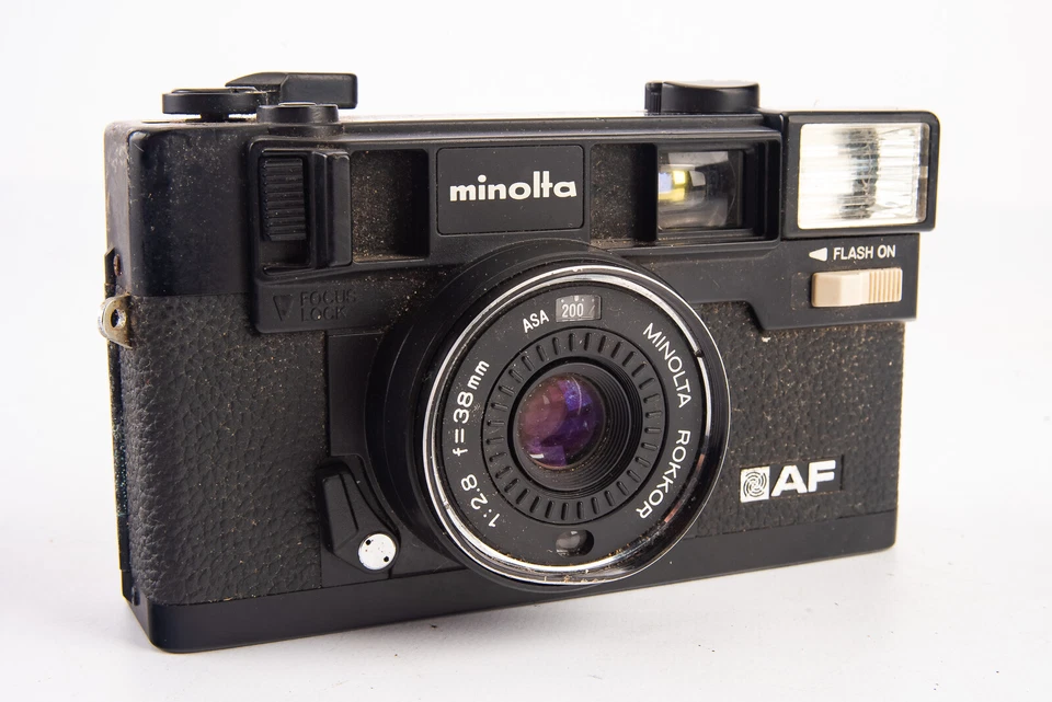 Minolta Hi-Matic AF 35mm Film Camera w Rokkor 38mm f/2.8 Lens Parts Repair V16 - Image 2 of 4